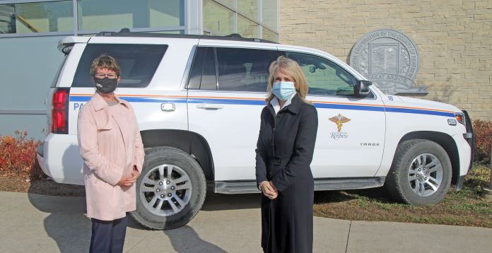 Picture of Dr. Merrilee Fullerton, Minister of Long-Term Care, John Yakabuski, MPP for Renfrew—Nipissing—Pembroke, Debbie Robinson, Warden, County of Renfrew