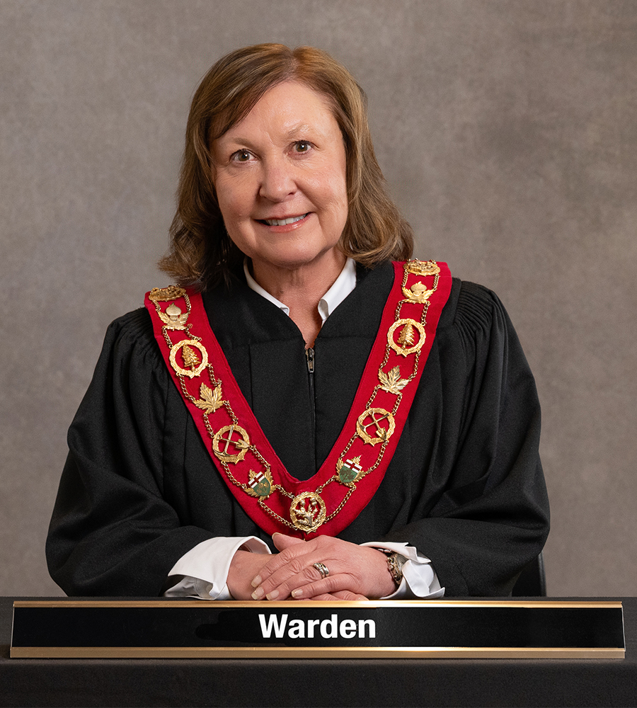 Warden Jennifer Murphy photo