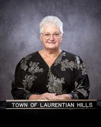 Mayor Anne Giardini photo