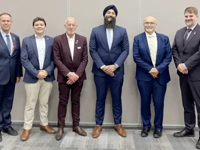 web-MR---Renfrew-County-officials-attend-AMO-Conference-in-Ottawa.jpg